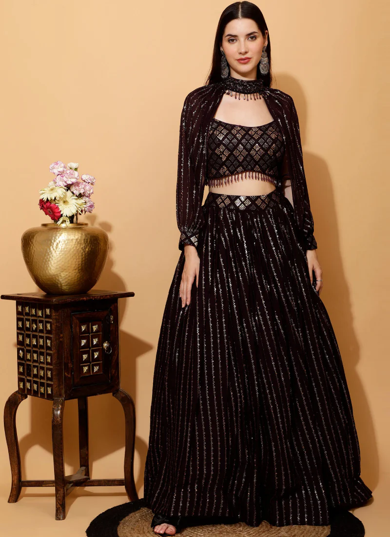 Rent Engagement Indian Outfit for Bride & Guests at Glamou Rental Rent Engagement Indian Outfit for Bride & Guests at Glamou Rental