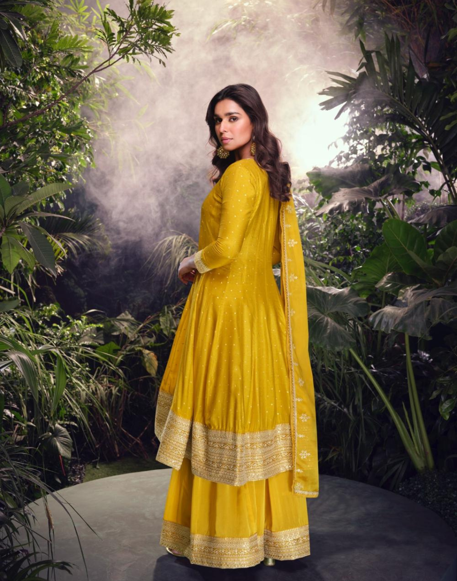 Bright & Beautiful Yellow Viscose Jacquard Silk Embroidered Kurta Set with Dupatta_1