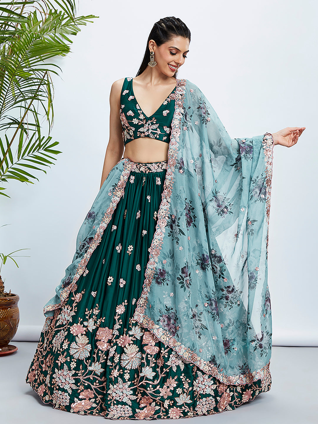 ladies sangeet dress for bridal Sangeet but make it Swish! These 9 outfits are mad for dancing, twirling and stealing all the spotlight. @swishbydolcyandsimran Follow @thebrideside.in for more bridal inspo. [Sangeet Outfit, Bridal Look Inspo,