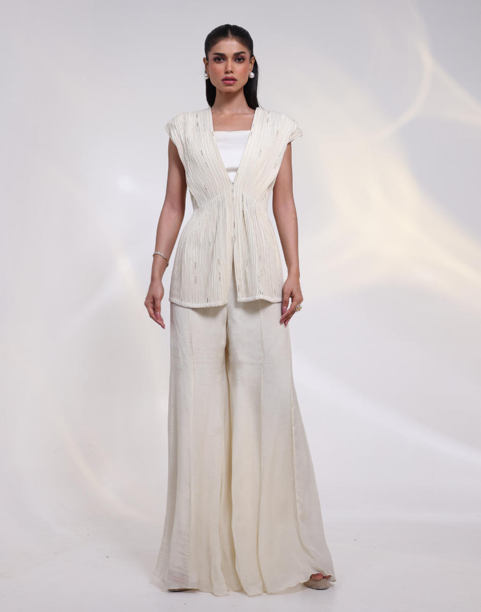 Chic Off-White Three-Piece Set Featuring Bustier Top, Flared Ankle Pants & Tailored Overlay Jacket