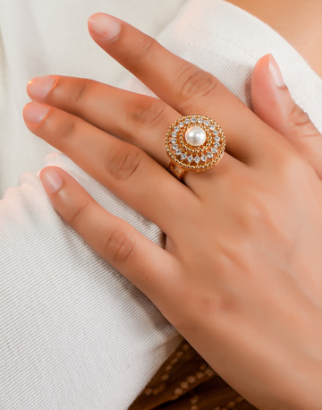 Classic Pearl Gold Halo Ring - Buy