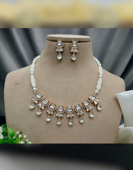 Classic White Kundan Necklace Set with Earrings Traditional Handcrafted Jewelry