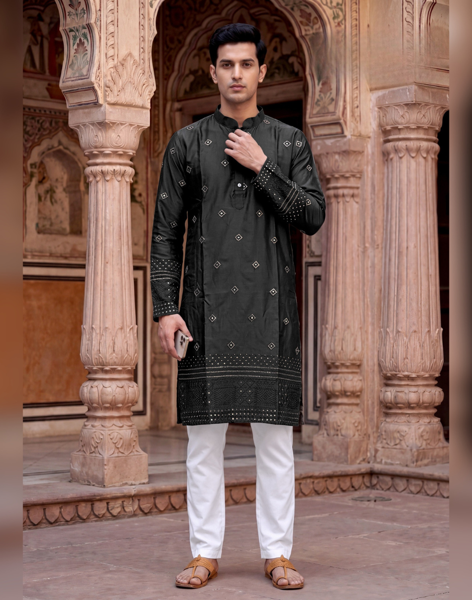 Contemporary Ethnic Kurta Set for Men_2