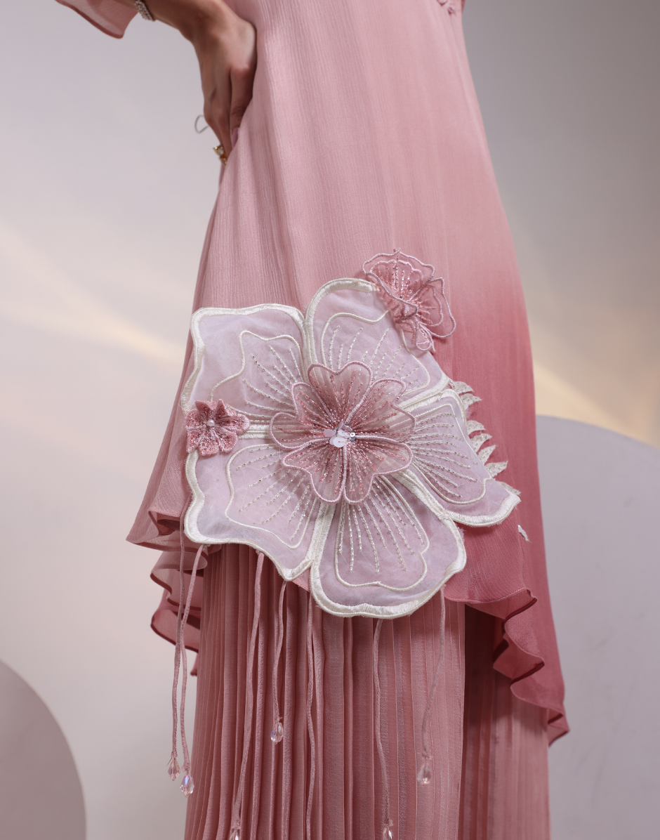 Contemporary Pink Asymmetrical Tunic Co-Ord Set with High Neckline_3