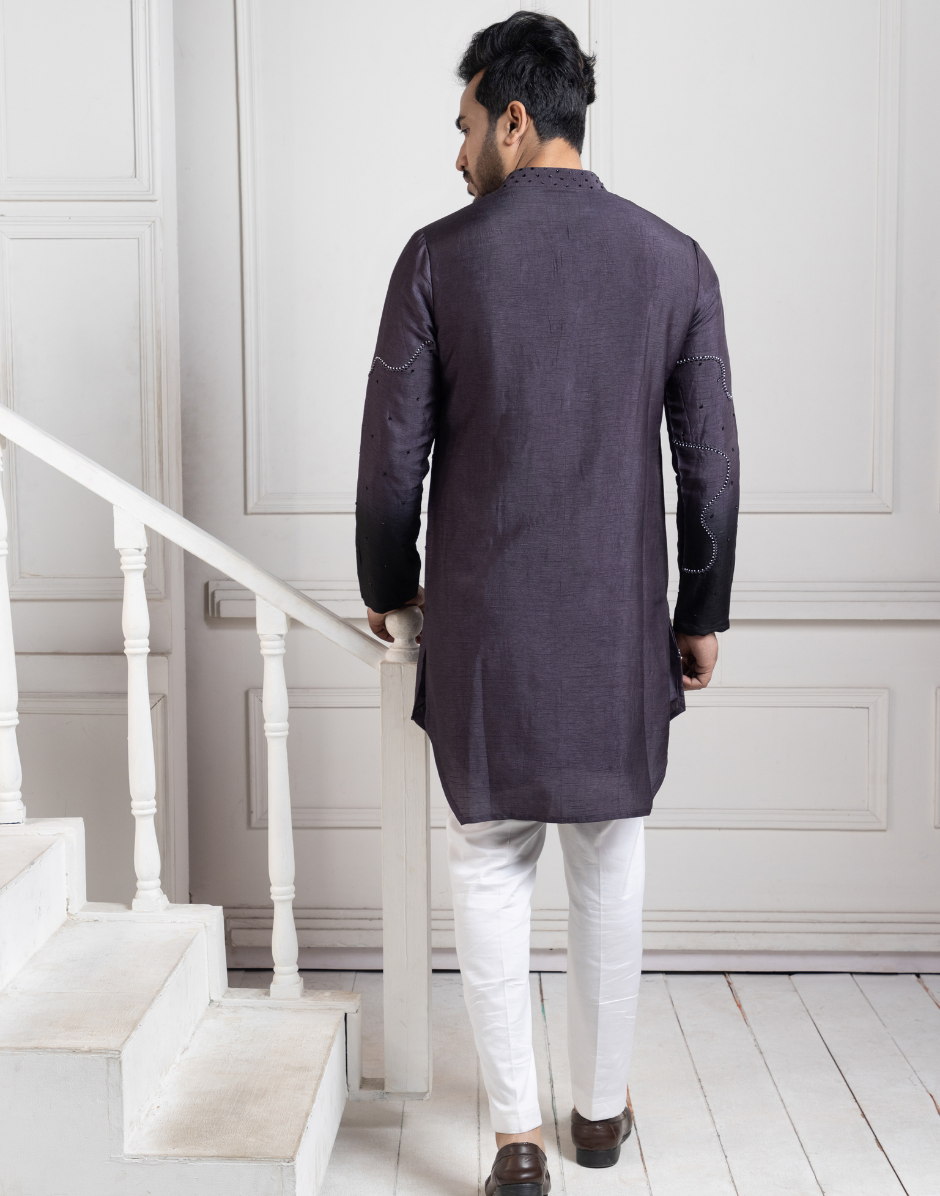 Eclipsed Elegance Embroidered Kurta Expression of Sophistication and Craftsmanship