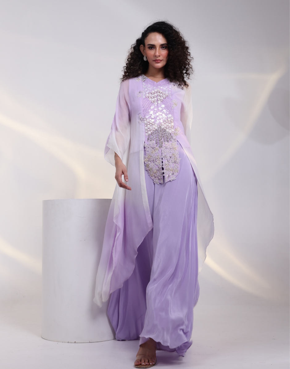 Elegant Lavender Ensemble Featuring Embellished Kaftan and Flowing Flared Pants