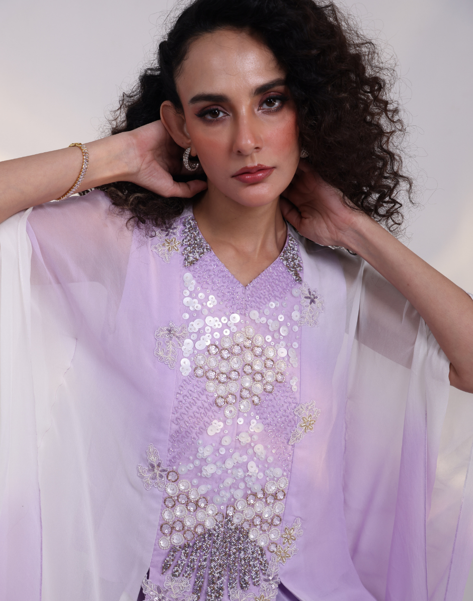 Elegant Lavender Ensemble Featuring Embellished Kaftan and Flowing Flared Pants_3