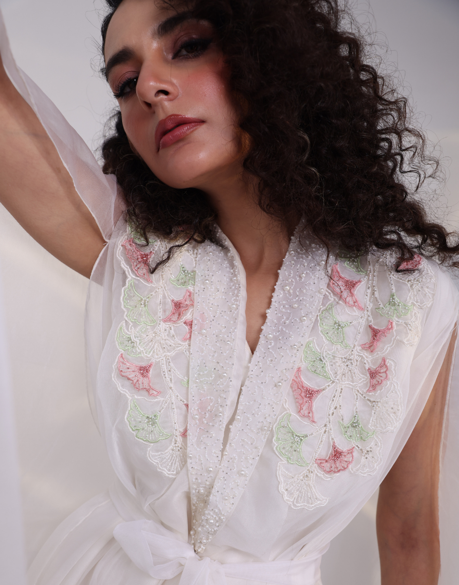 Elegant Off-White Floral Applique Four Piece Set with Long Top, Straight Pants, Cape & Structured Belt_5