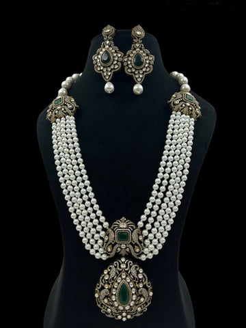 Emerald Essence White Necklace with Green Stone Earrings - Rent