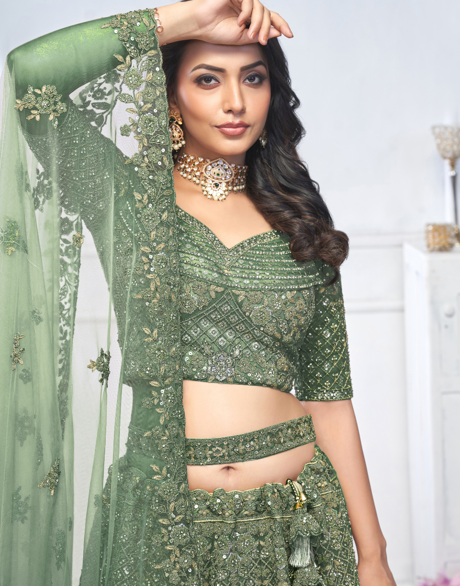 Graceful Embroidered and Embellished Bridal Lehengas_5