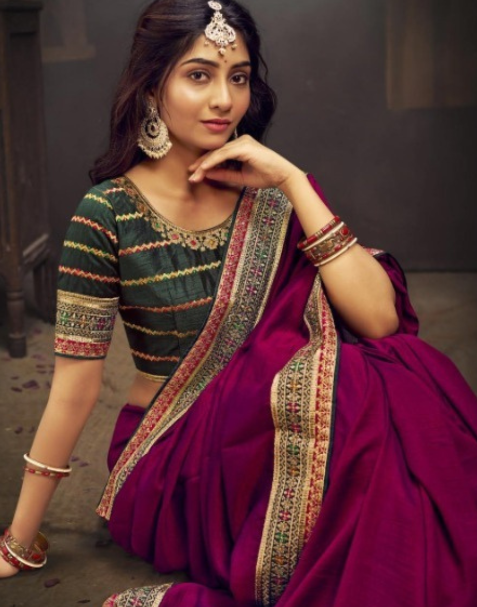 Magenta Blooming Saree Swarovski Sequin Work with Unique Border & Designer Blouse - Buy_1