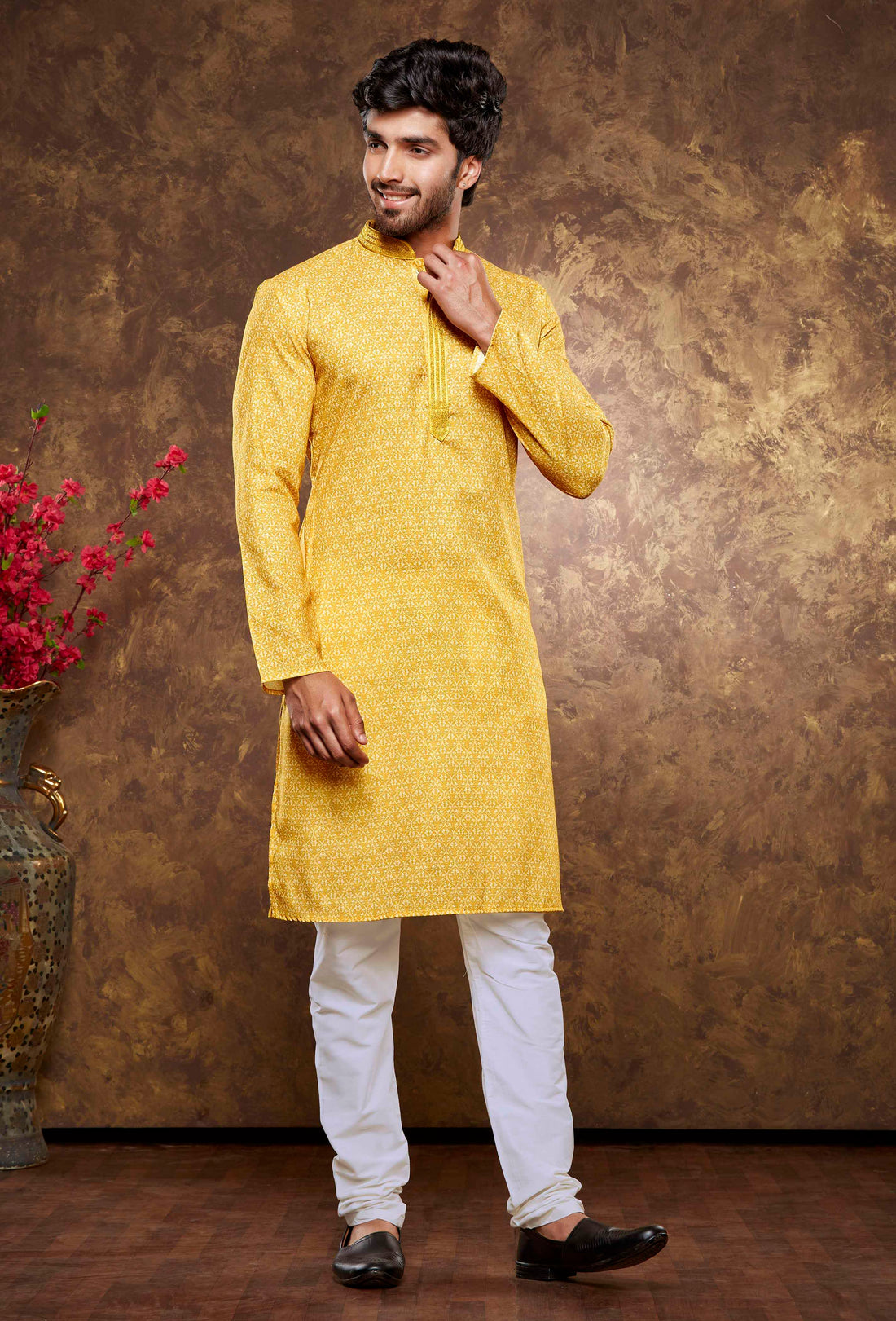 Men Yellow Geometric Digital Print Poly Cotton Kurta Pyjama