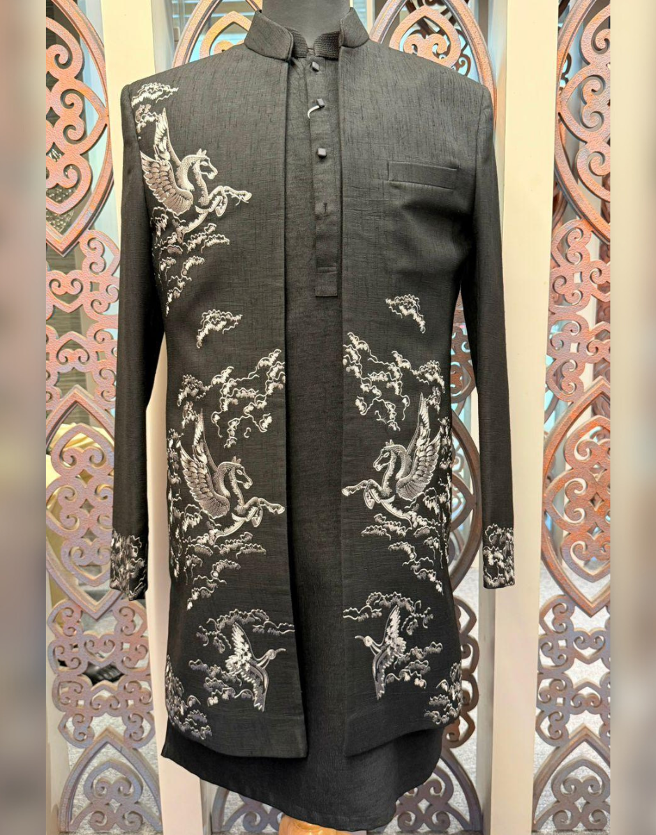 Men’s Designer Kurta Jacket Set with Nature-Inspired Bird Embroidery
_1