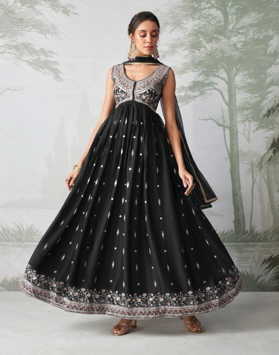 Midnight Muse Black Embroidered Anarkali Set with Graceful Dupatta Timeless Ethnic Charm - Buy_2