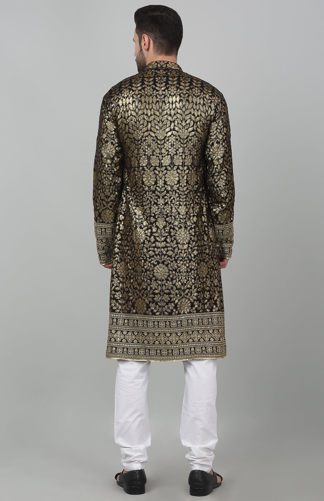 Pulbangush Embroidered Kurta Set - Rent