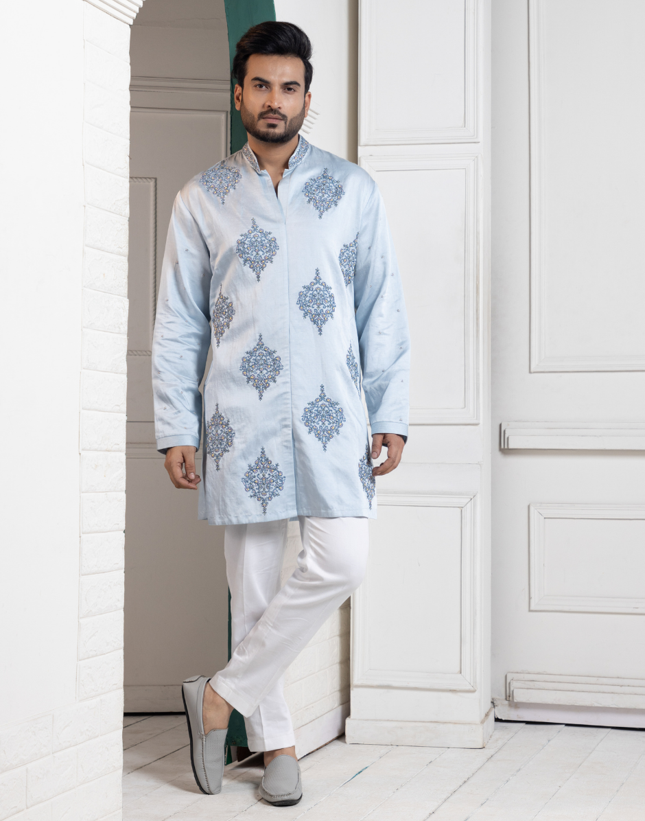 Regal Sky Blue Embroidered Men's Kurta Set with Blend of Tradition and Craftsmanship