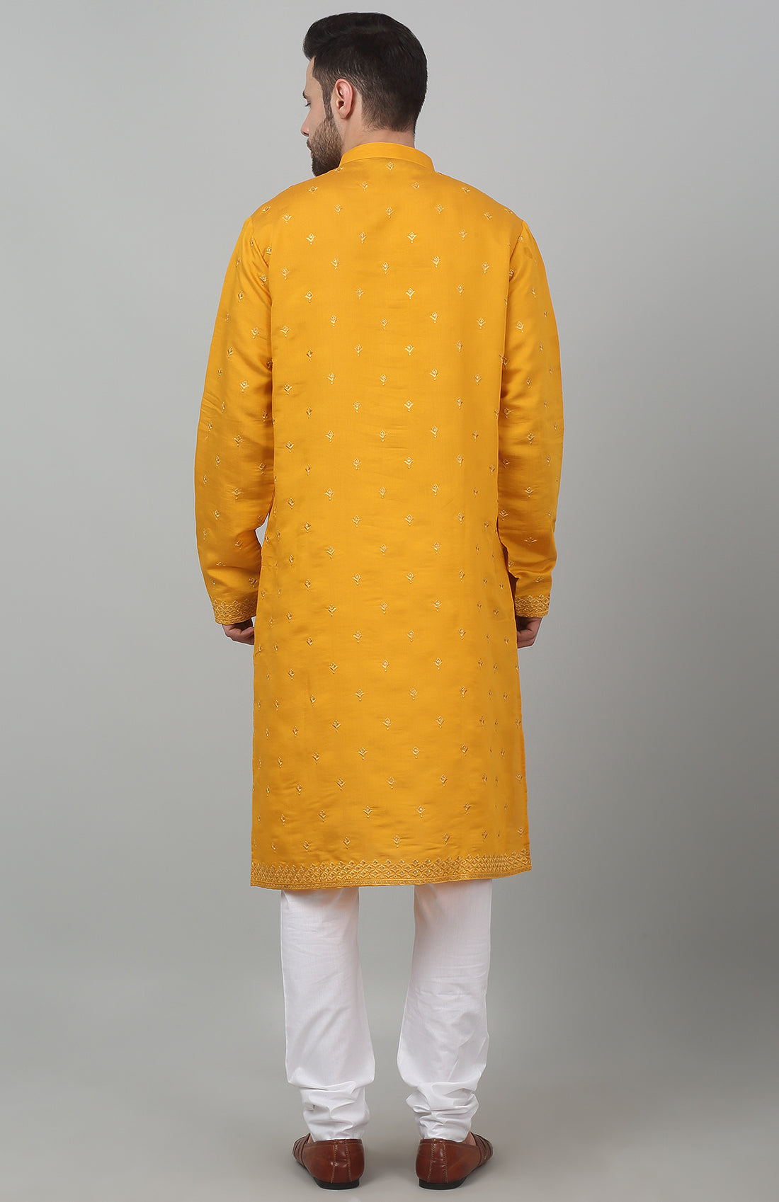 Riwayat Kurta Dupatta Churidar Set - Rent