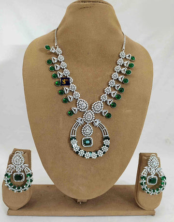 Royal Green Kundan Necklace Set with Earrings Traditional Indian Bridal Jewelry