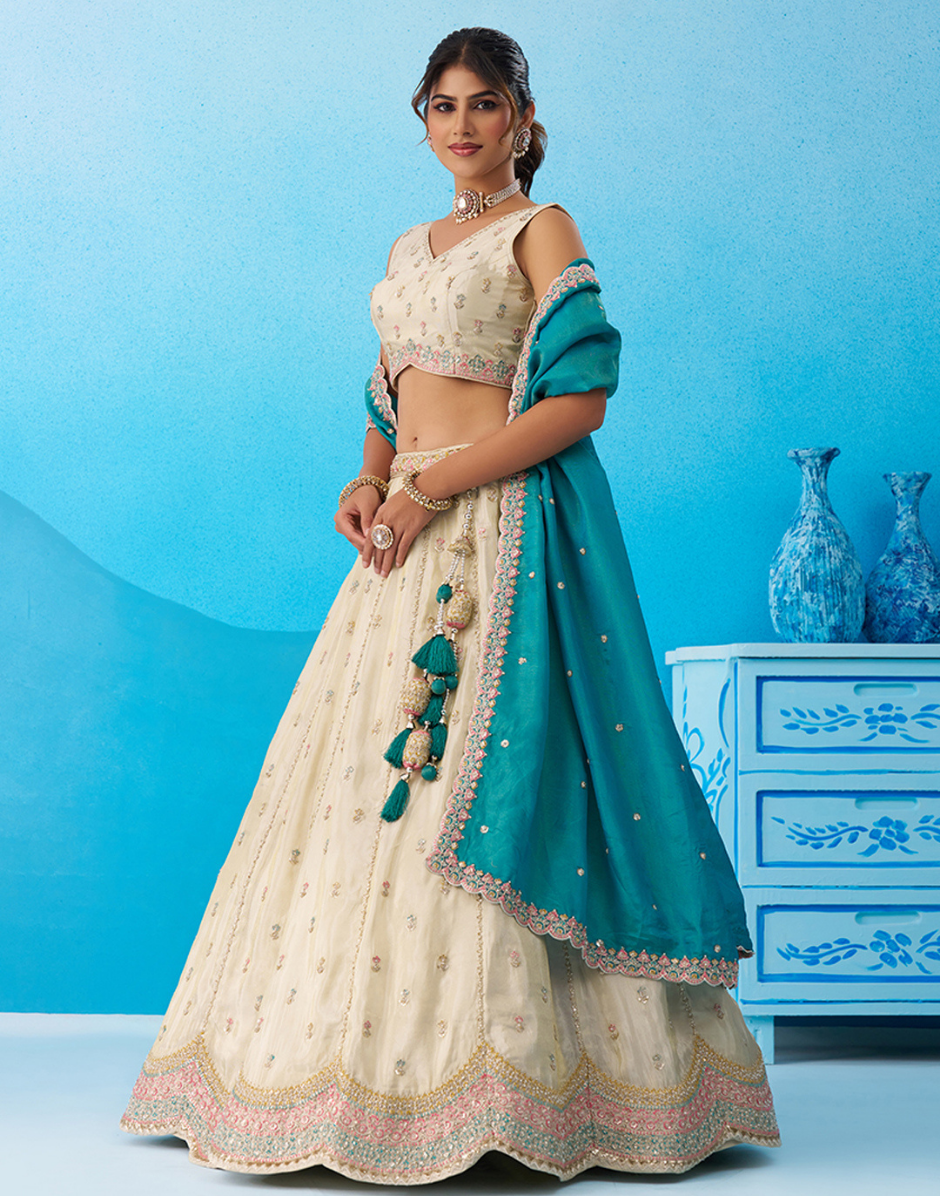 Sparkling Tissue Sequins Embroidered Lehenga Set Perfect for Weddings & Celebrations_5
