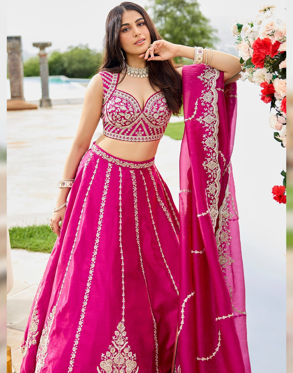 Stunning Paisley Work Lehenga with Embroidered Blouse & Dupatta Timeless Bridal Look
_1