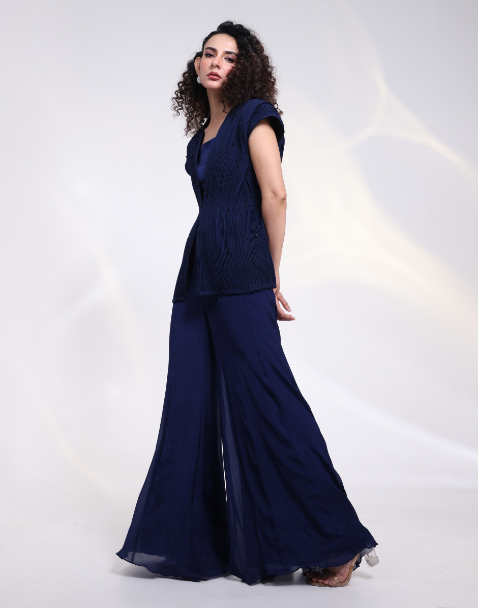 Stylish Blue Three-Piece Set with Bustier, Flared Pants & Structured Overlay