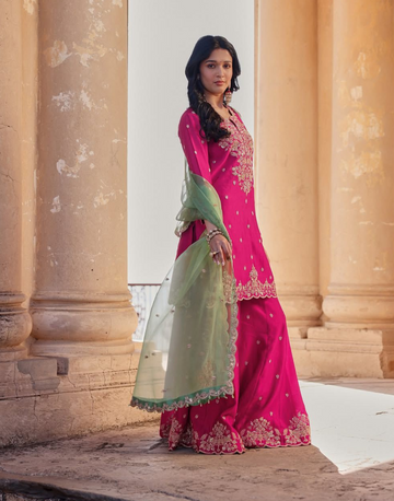 Pink And Ferozi Dress Kurti Design Stunning Yellow And Pink Mehndi Event  Dress Simple Dress Designs