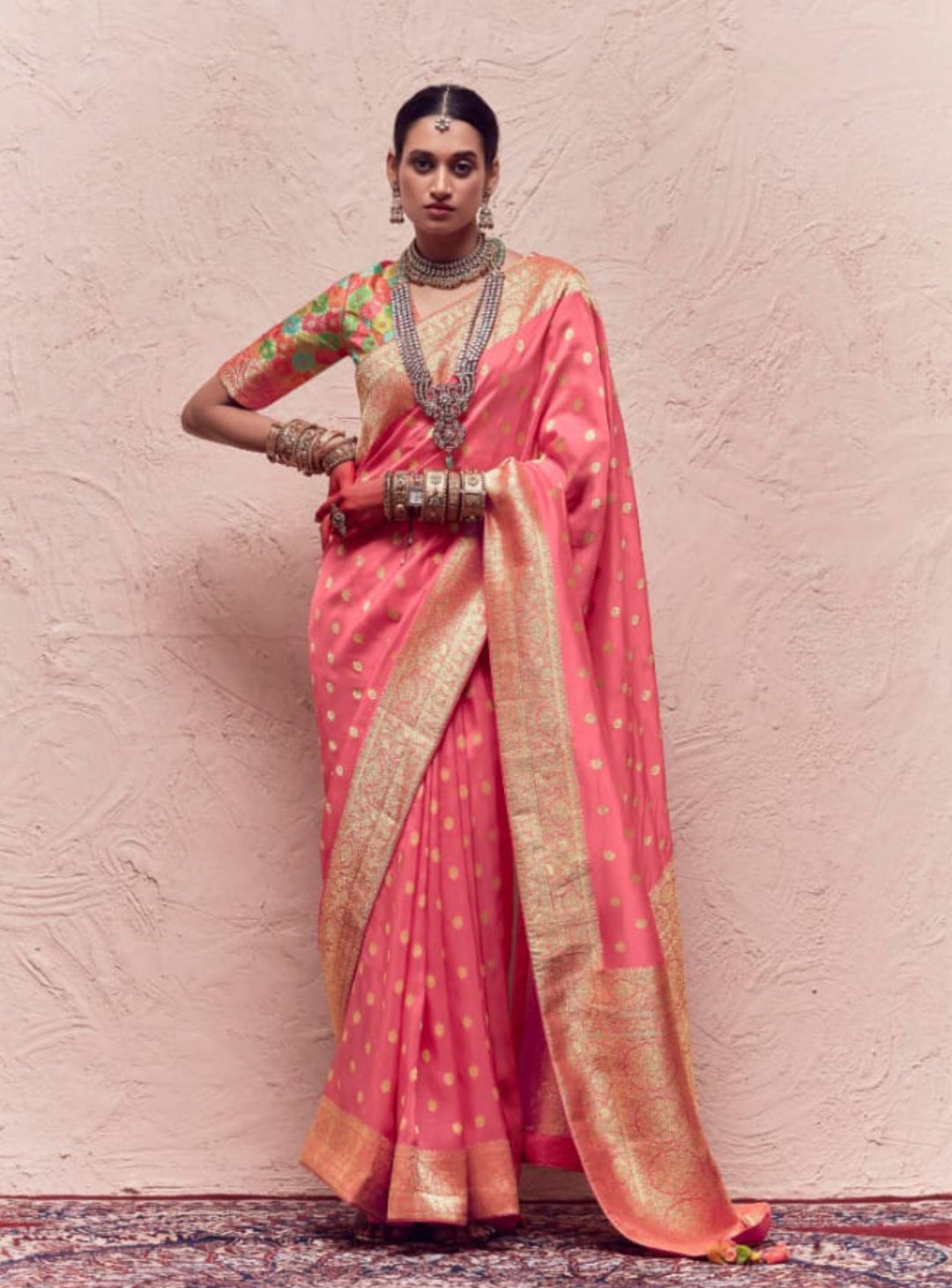 Beautiful Coral pink and gold jacquard silk saree - rent