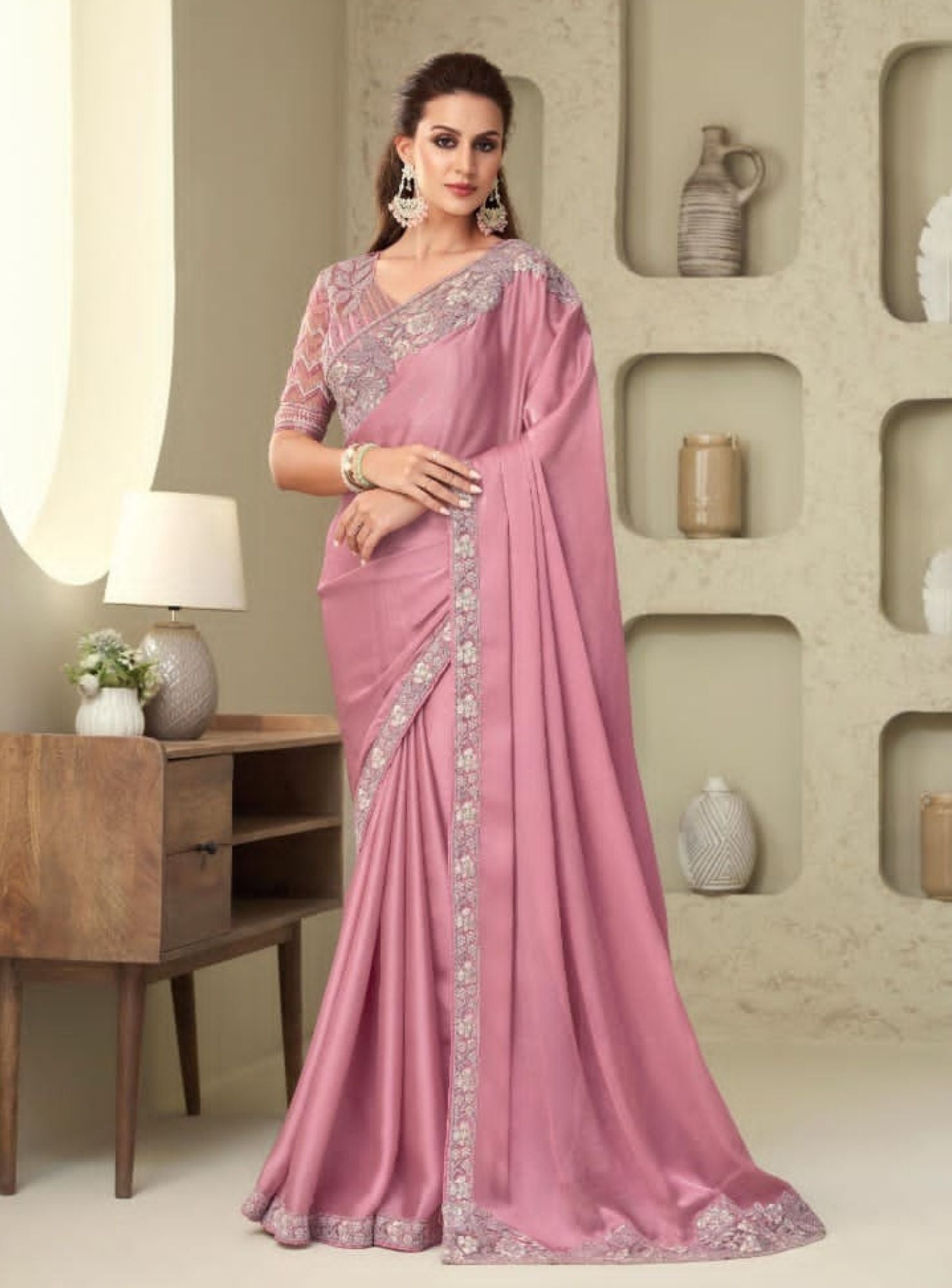 Unique Pink Zari Weaving Banarasi Soft Silk Saree With Blouse at  Rs.549/Piece in surat offer by Esomic Export