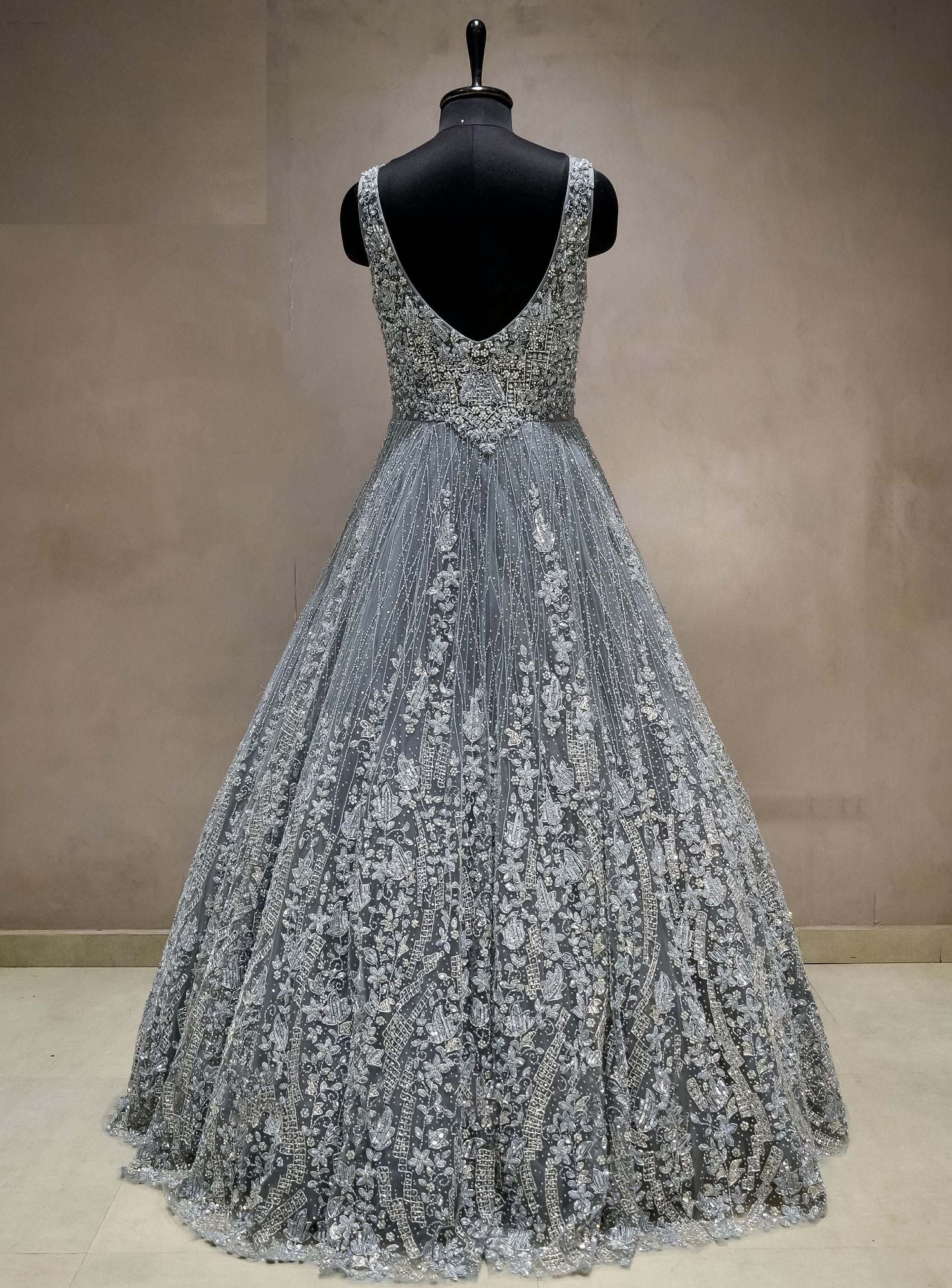 Grey colour outlet net gown