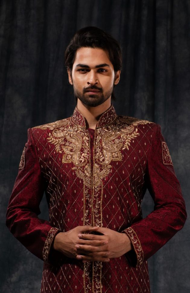 Maroon sherwani sales for wedding