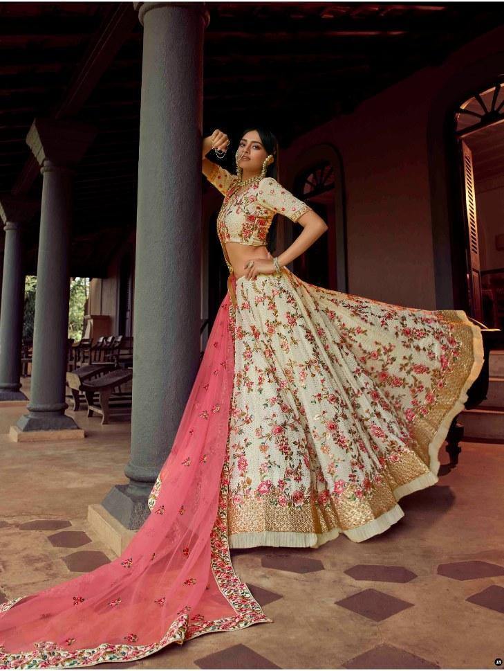 Off White Georgette Lehenga Set + Golden Potli + Kundan Neckpiece With Earrings - Rent