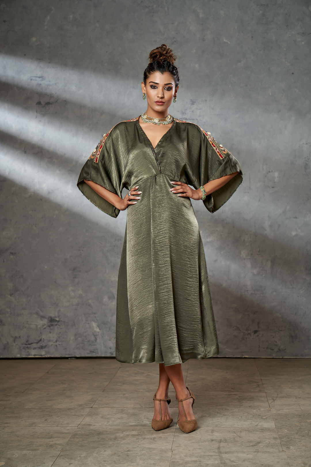 Aditi Somani's Elegant Green Kaftan style tunic - Rent