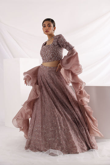 Smriti Apparel's Beautiful Revival lehenga set- Rent