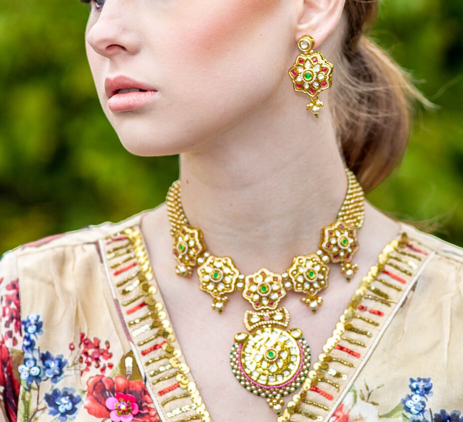 Elegant Kundan Necklace set