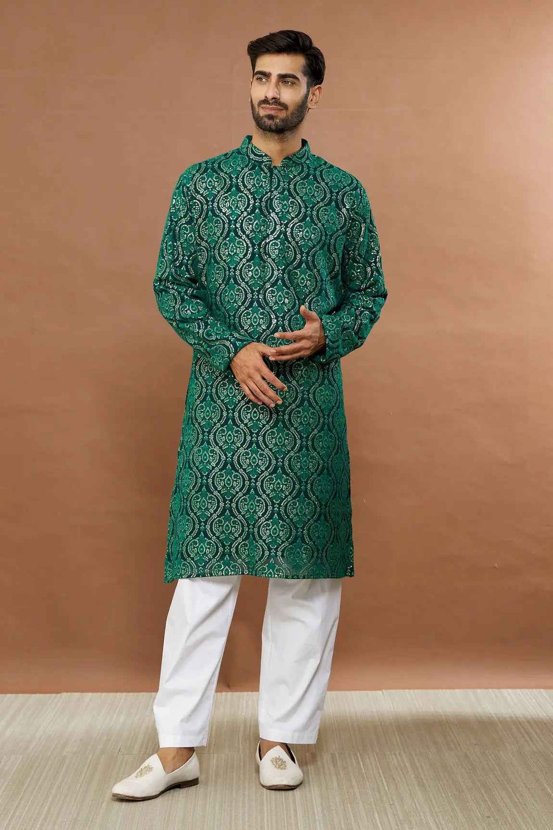 Aham Vayam's JAHAAN Floral Embroidered Kurta  Set- Rent