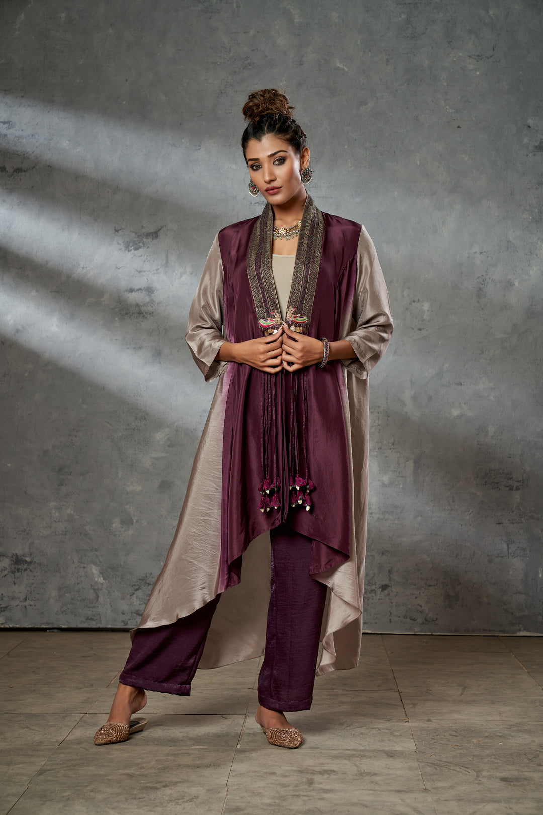Aditi Somani's Elegant Purple Shaded cape set - Rent