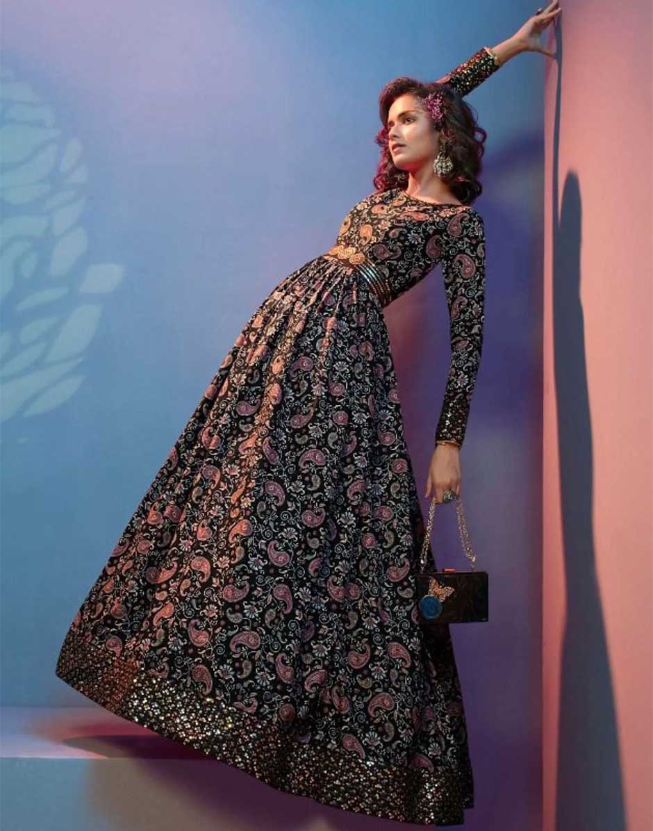 CREPE SILK BLACK FLORAL PRINT Gowns - RENT