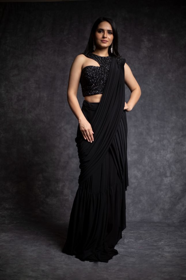 Black Color Lycra Drape Net Saree - Rent