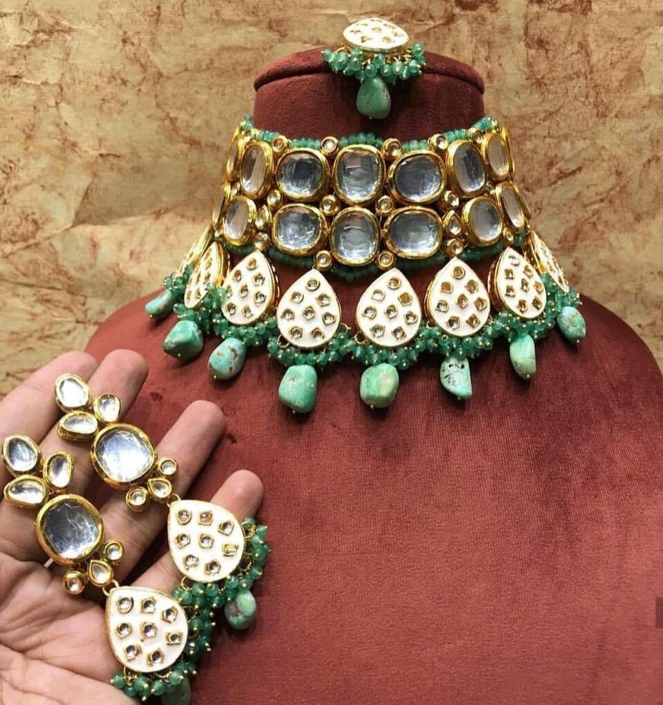 Kundan Necklace With Stone Beads - Glamourental