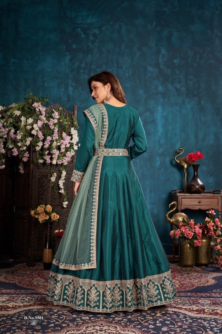 Classy and Elegant heavy Anarkali Set with Net Dupatta- Rent