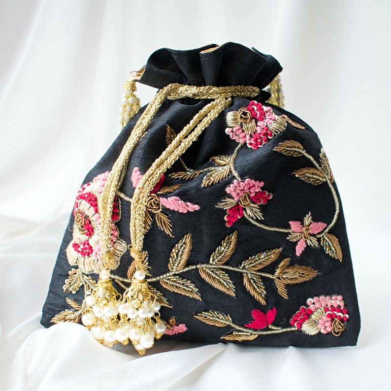 Black flower embroidery Potli - Rent