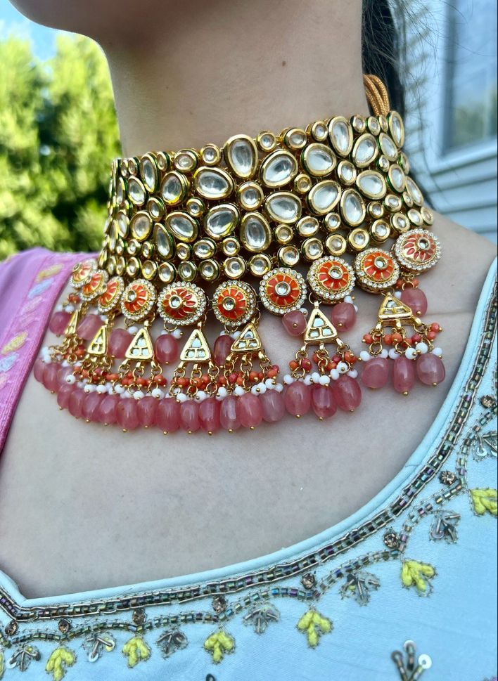 Peach colored beautiful Necklace Set - Rent