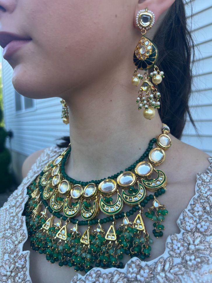 Emerald Green Pearl Gold Plated Necklace Set - Rent